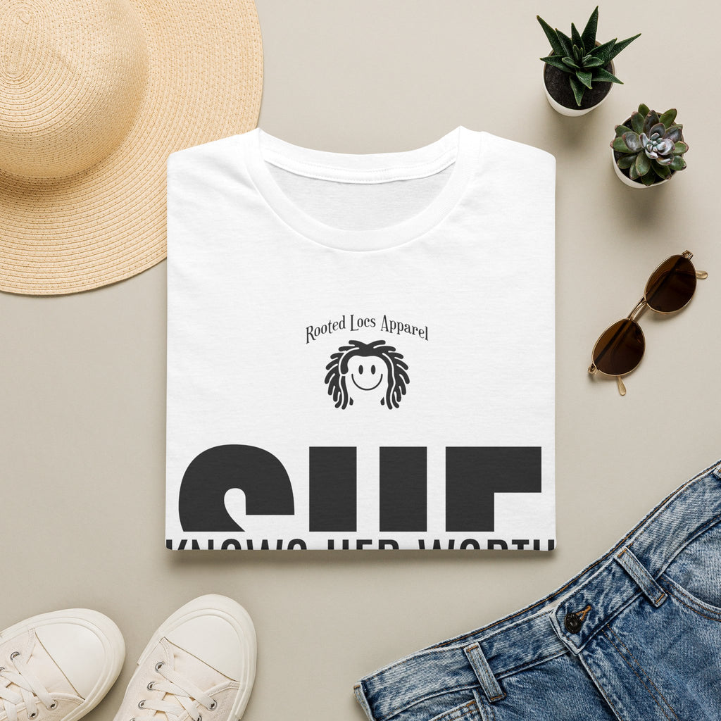 SHE Knows Her Worth T-Shirt — Empowering Women's Graphic Tee